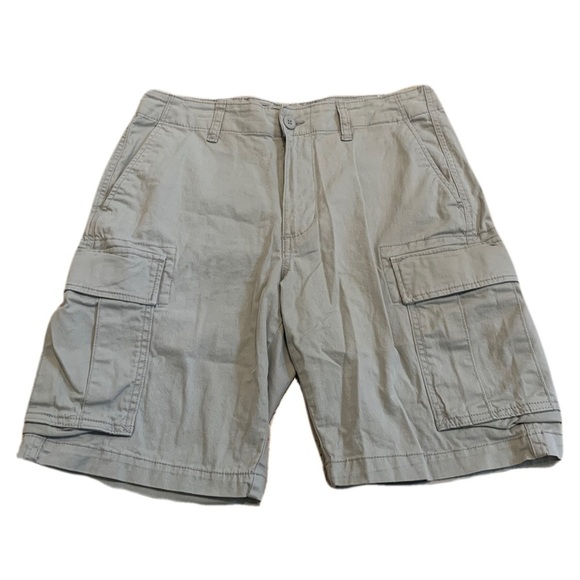 Old Navy Lived-In Straight Cargo Shorts, Size 33, khaki/Light Grey - Picture 1 of 6